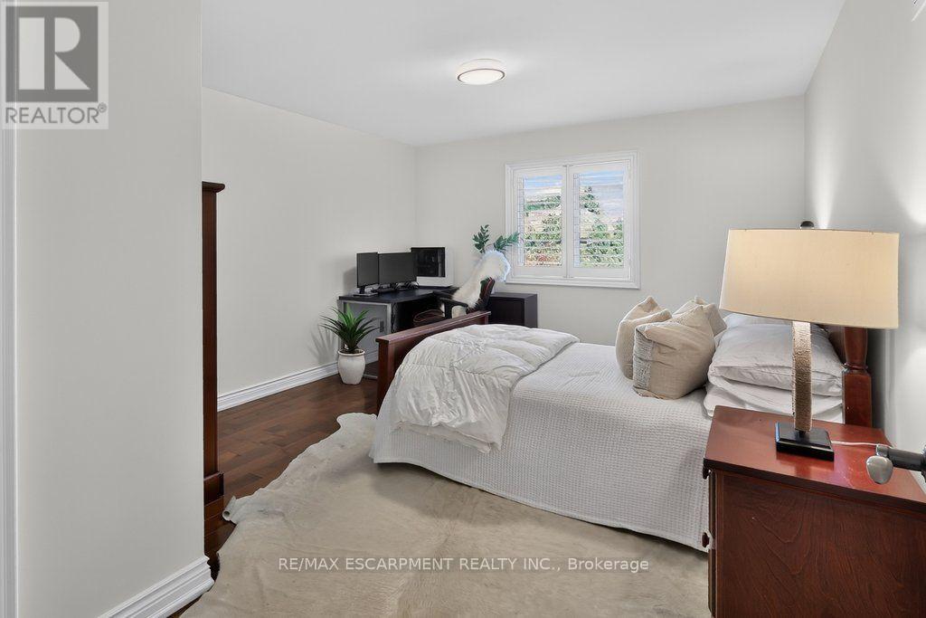 5097 Elderview Court, Mississauga, Ontario  L5M 5A9 - Photo 33 - W13843712