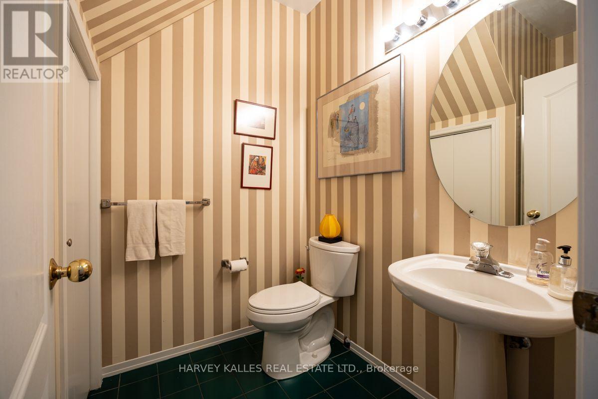 Th 9 - 1 Baxter Street, Toronto, Ontario  M4W 3W1 - Photo 30 - C13844638