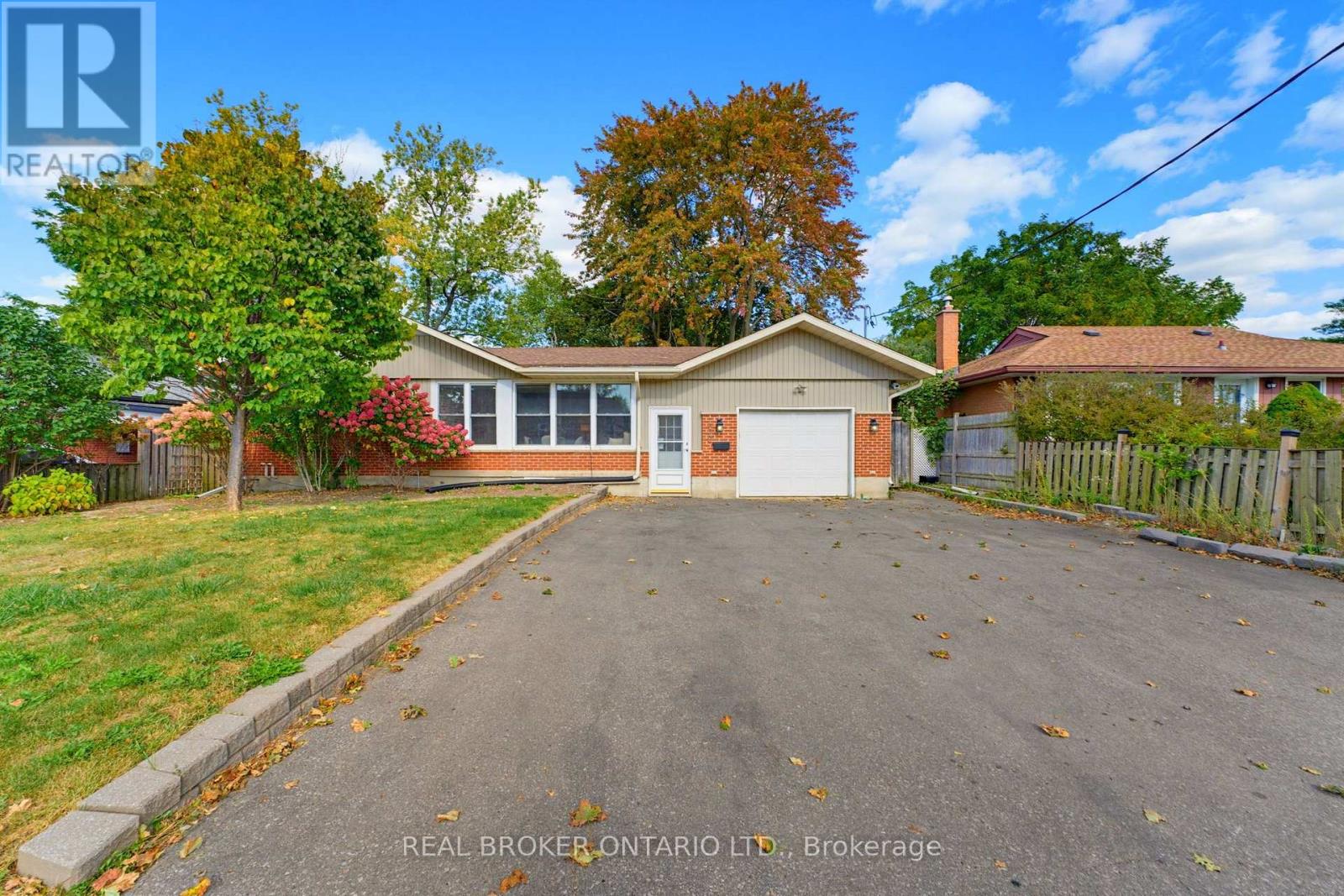 300 WESTMOUNT ROAD E, Kitchener, Ontario