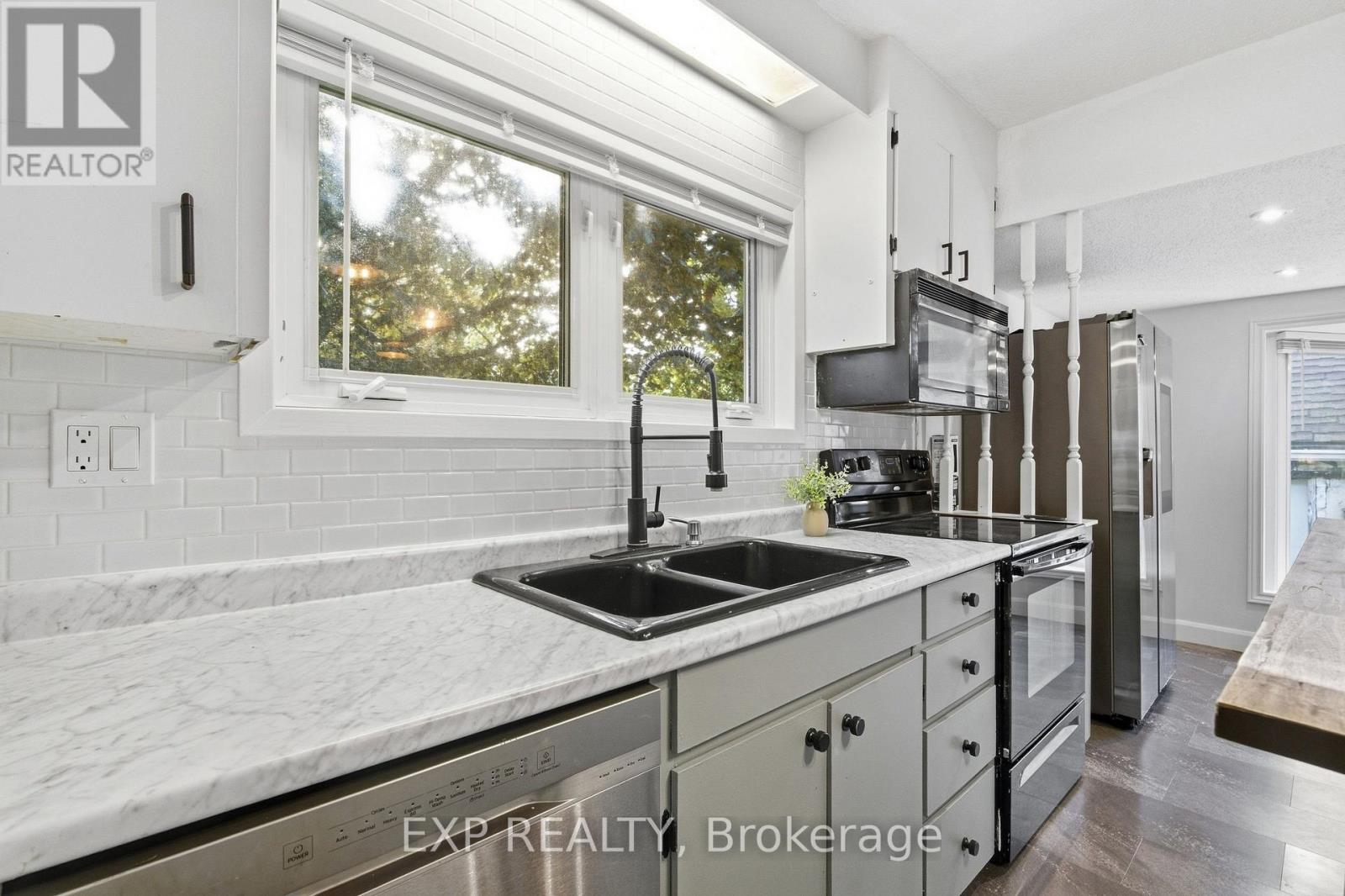 264 Britannia Avenue, Hamilton, Ontario  L8H 1X8 - Photo 9 - X13844716