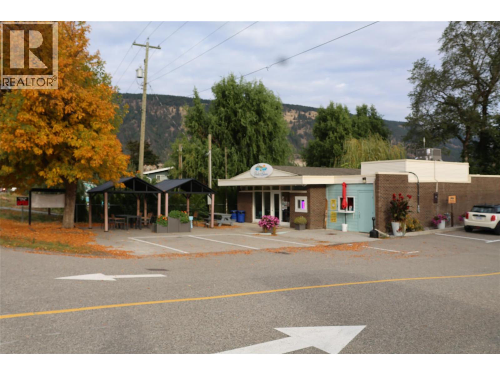15720 Oyama Road, Lake Country, British Columbia