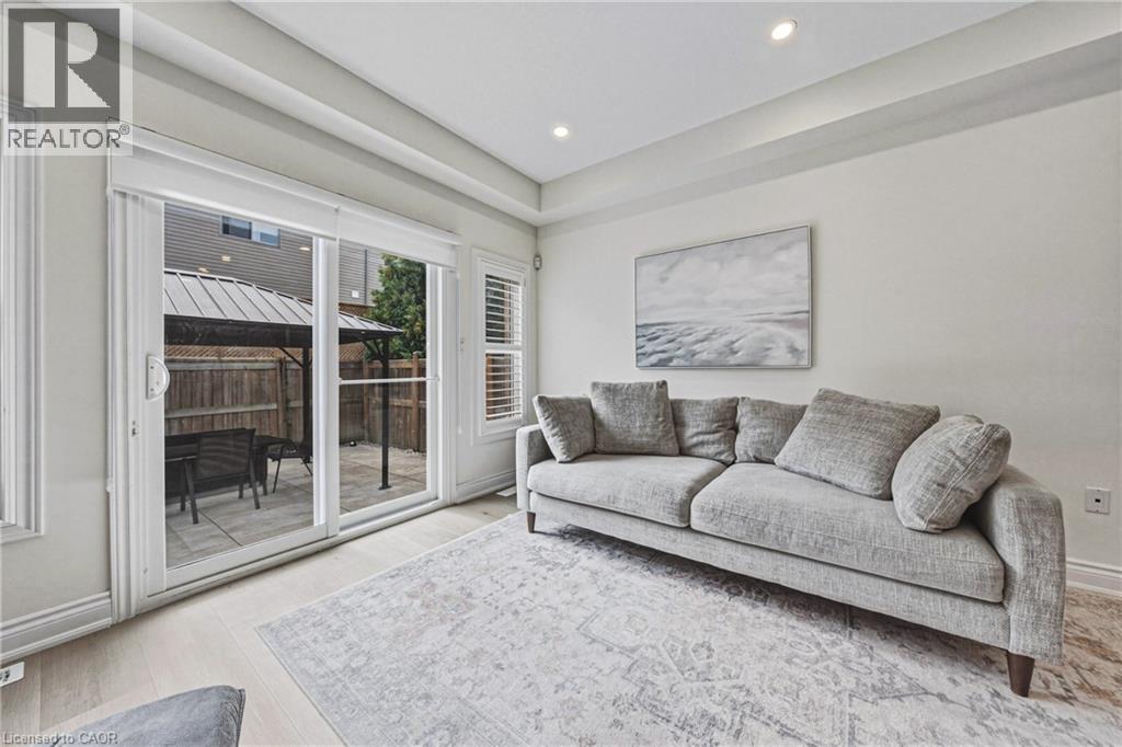 15 Kopperfield Lane, Mount Hope, Ontario  L0R 1W0 - Photo 12 - 40866750