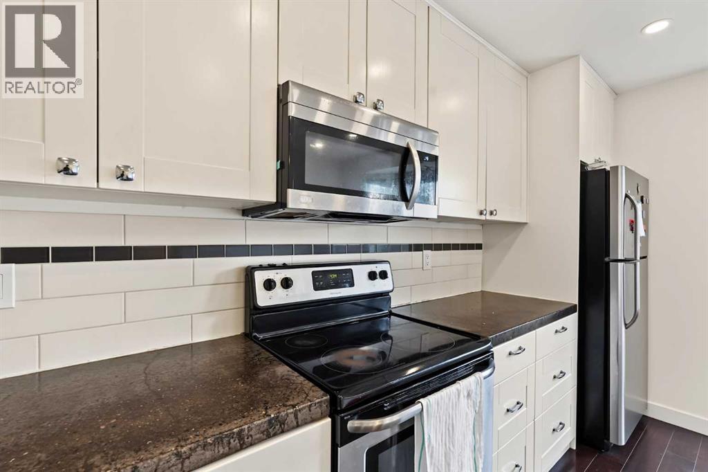 61 Falmere Way Ne, Calgary, Alberta  T3J 2Y7 - Photo 11 - A2348062