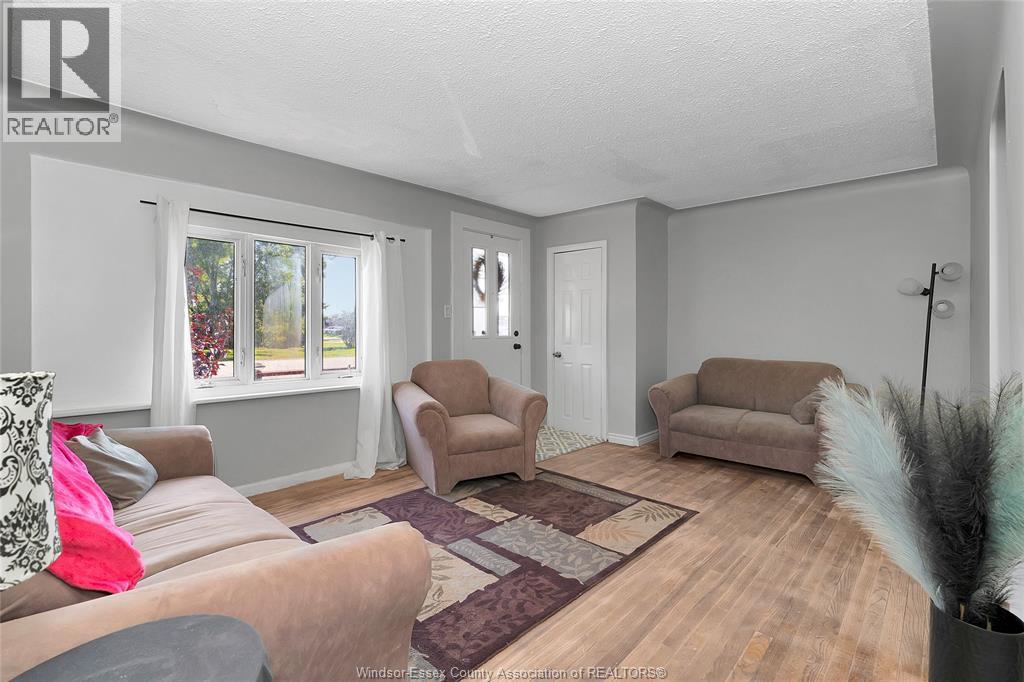 3887 Turner Rd, Windsor, Ontario  N8W 3E4 - Photo 4 - 26024001