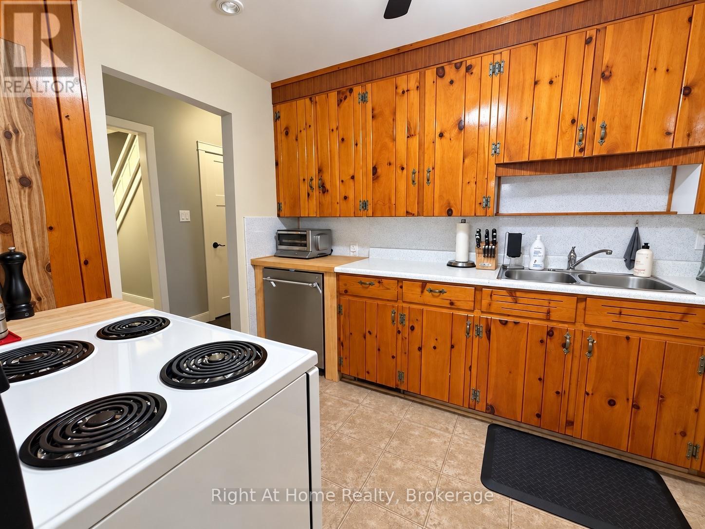 129 Marlborough Street, Thunder Bay, Ontario  P7B 4G5 - Photo 19 - X13843084