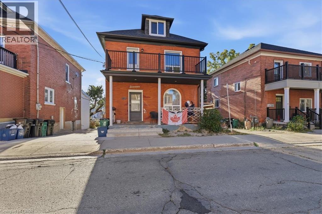 17 EBY Street S Unit# LOWER, Kitchener, Ontario
