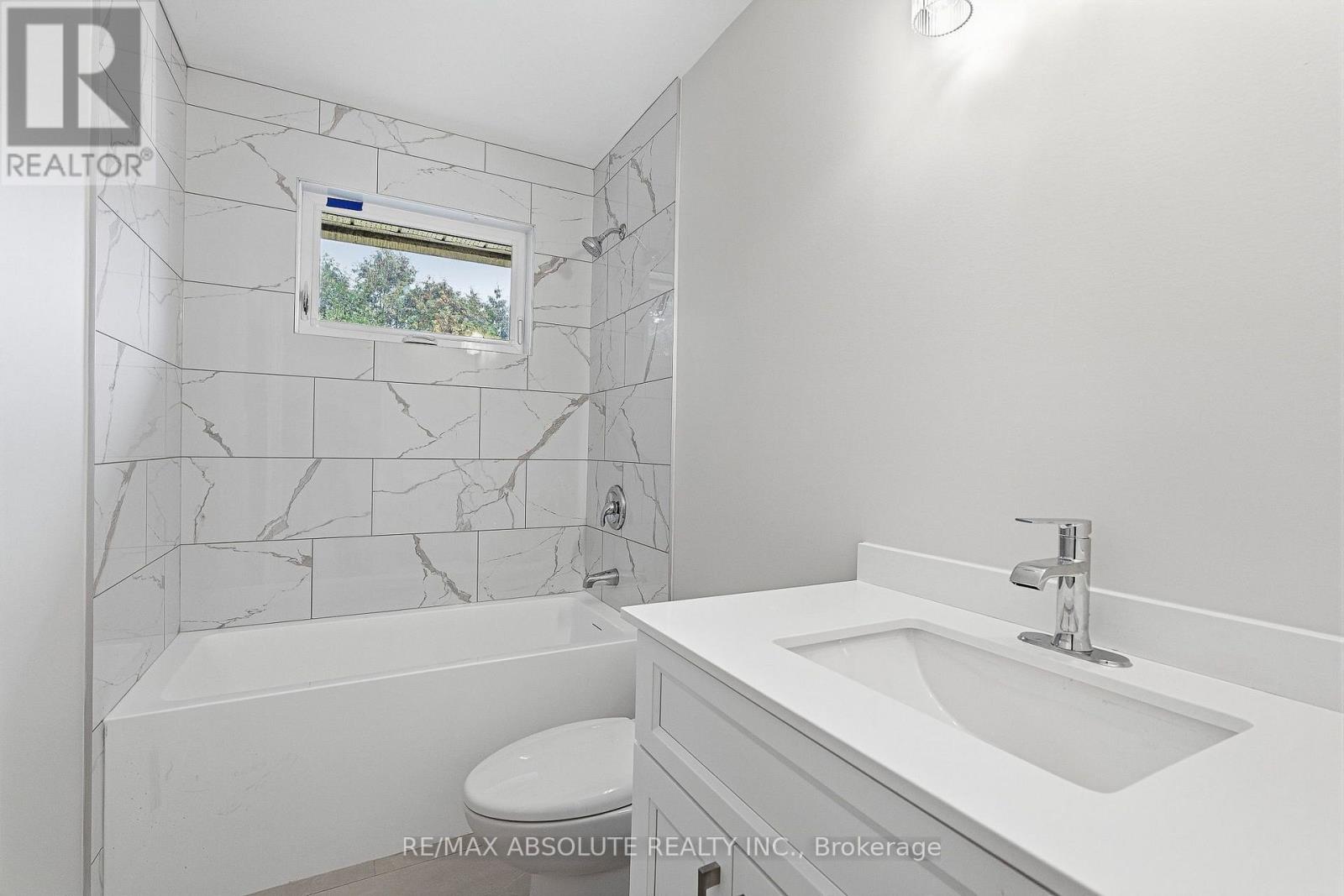 1095 Kenaston Street, Ottawa, Ontario  K1B 3P4 - Photo 14 - X13844870