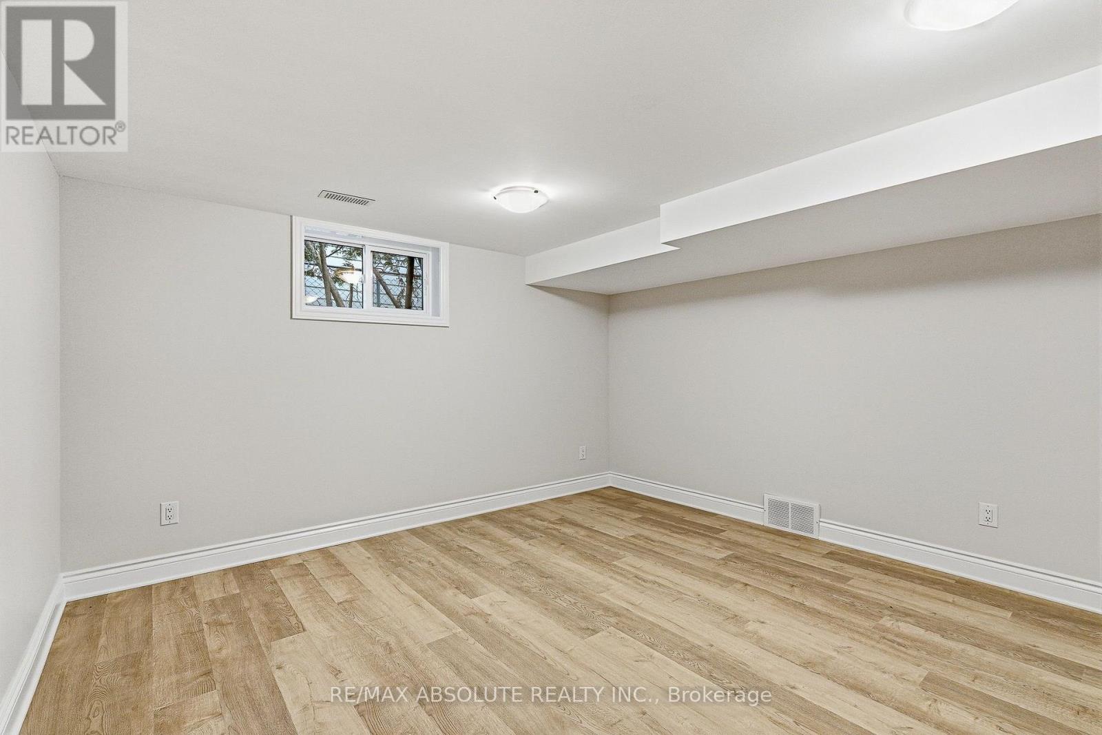 1095 Kenaston Street, Ottawa, Ontario  K1B 3P4 - Photo 25 - X13844870