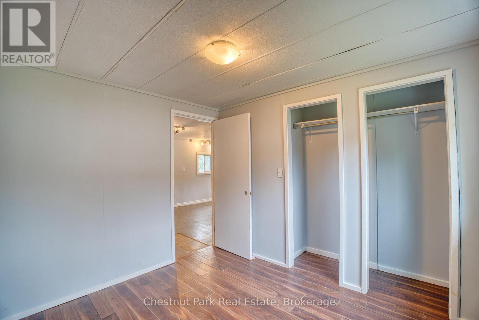 383 Thompson Street, Meaford, Ontario  N4L 1H7 - Photo 8 - X12387994