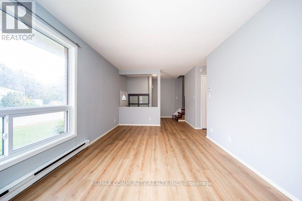 30 West Street, Quinte West, Ontario  K8V 6G8 - Photo 5 - X13651732