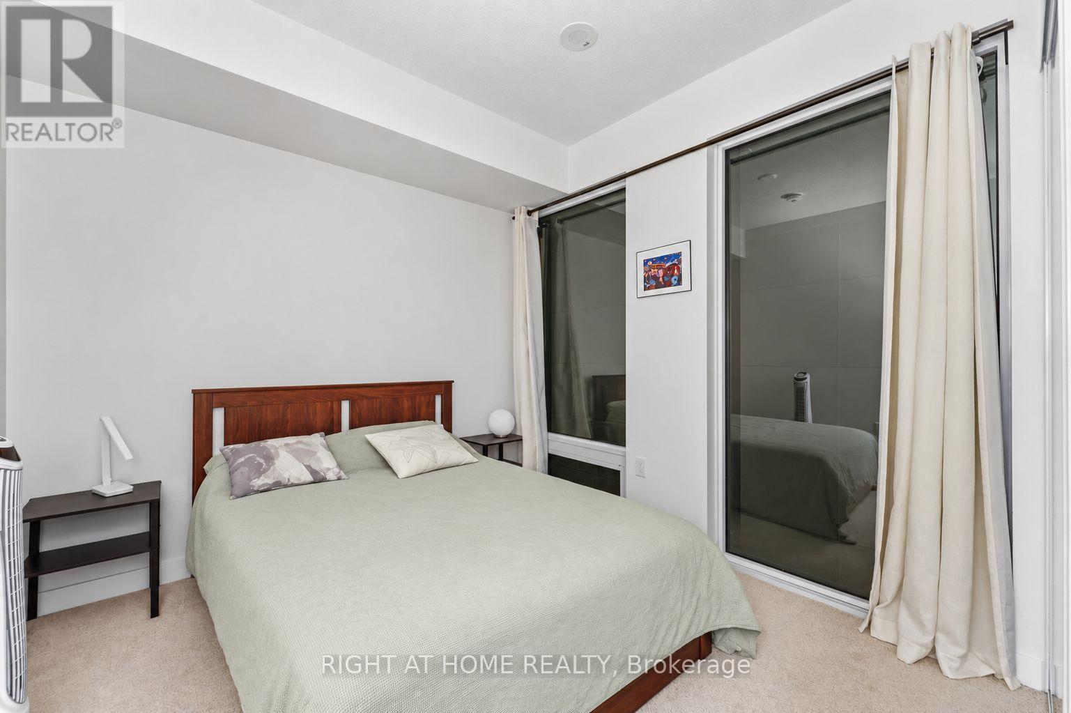 803 - 238 Simcoe Street, Toronto, Ontario  M5T 0E2 - Photo 10 - C13844768