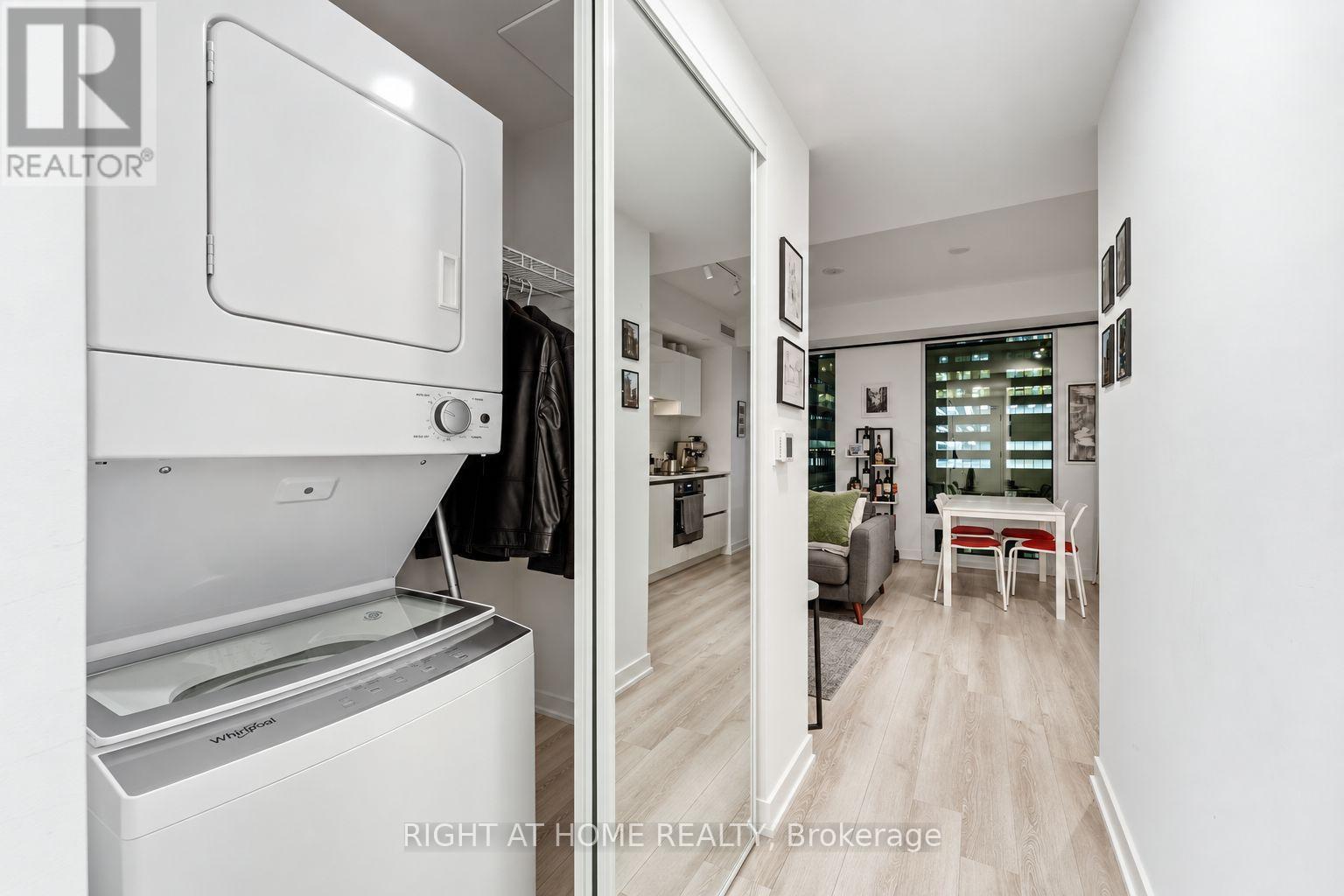 803 - 238 Simcoe Street, Toronto, Ontario  M5T 0E2 - Photo 13 - C13844768