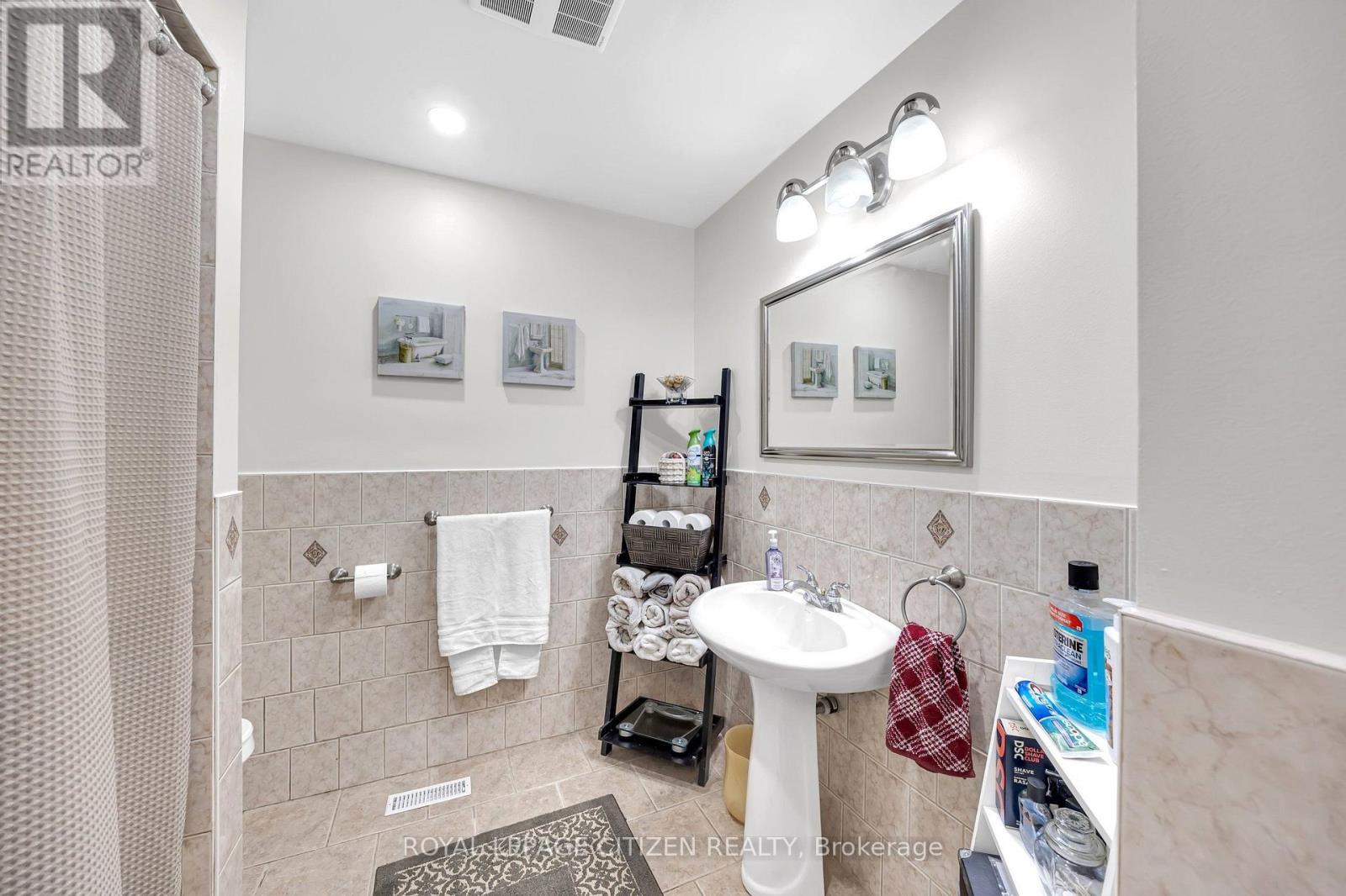 57 Bakerton Drive, Toronto, Ontario  M1J 2T3 - Photo 16 - E13844764