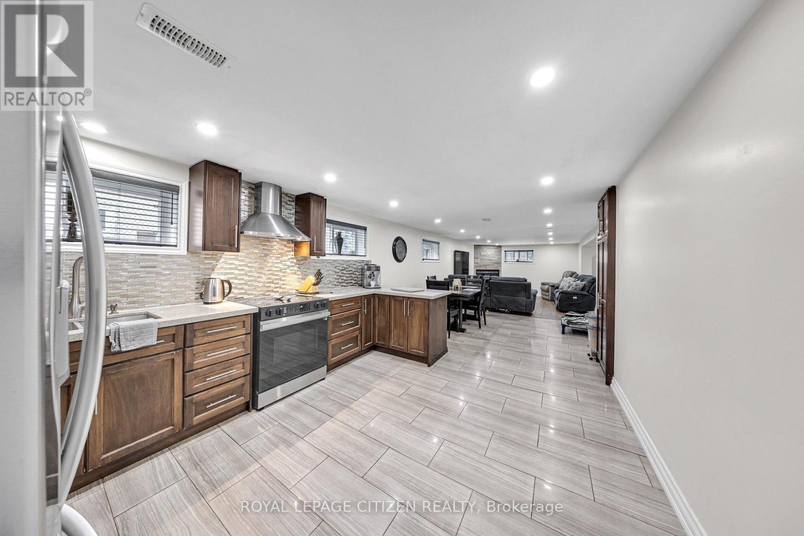 57 Bakerton Drive, Toronto, Ontario  M1J 2T3 - Photo 29 - E13844764