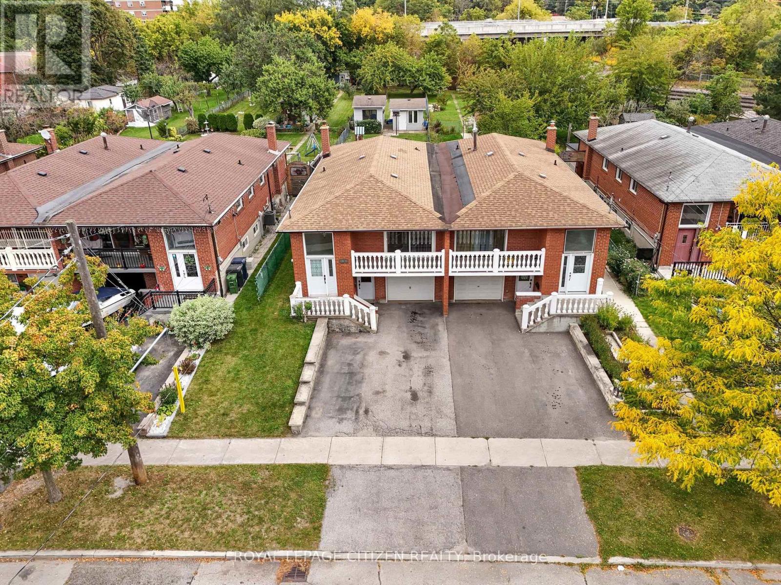 57 Bakerton Drive, Toronto, Ontario  M1J 2T3 - Photo 3 - E13844764