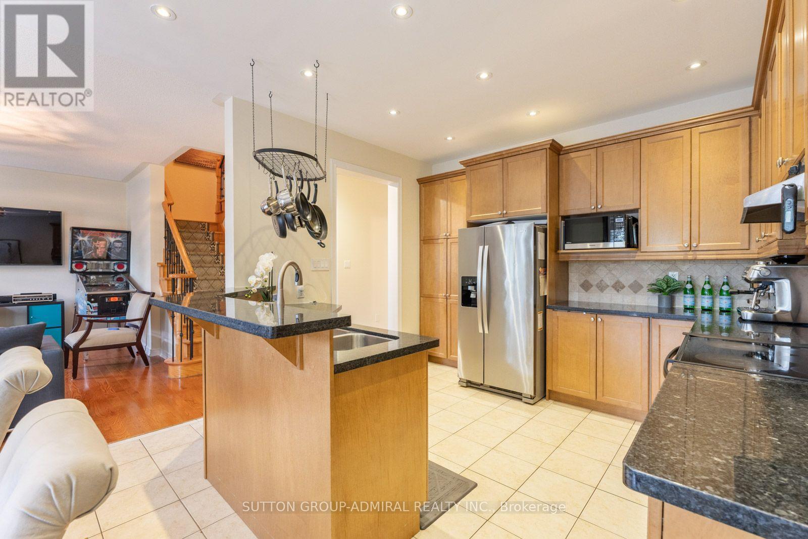 354 Autumn Hill Boulevard, Vaughan (Patterson), Ontario  L4J 9C1 - Photo 13 - N13844772
