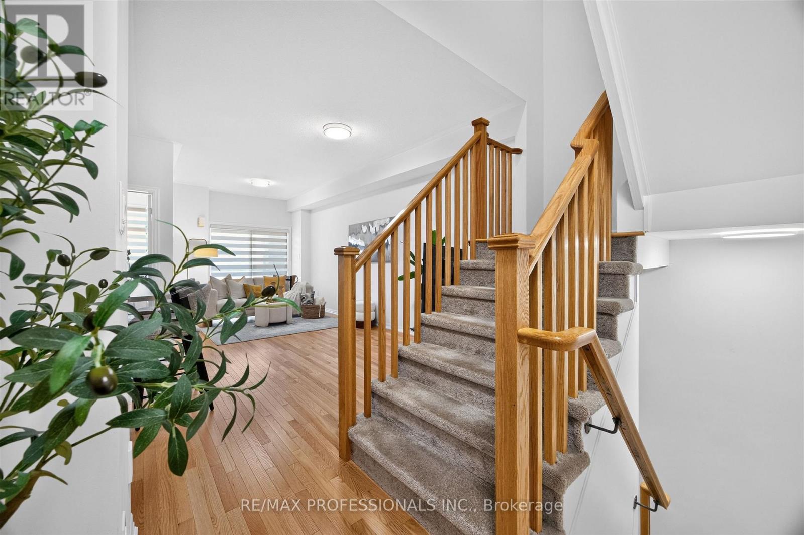 5 Delano Way, Newmarket, Ontario  L3X 0L1 - Photo 10 - N13844866