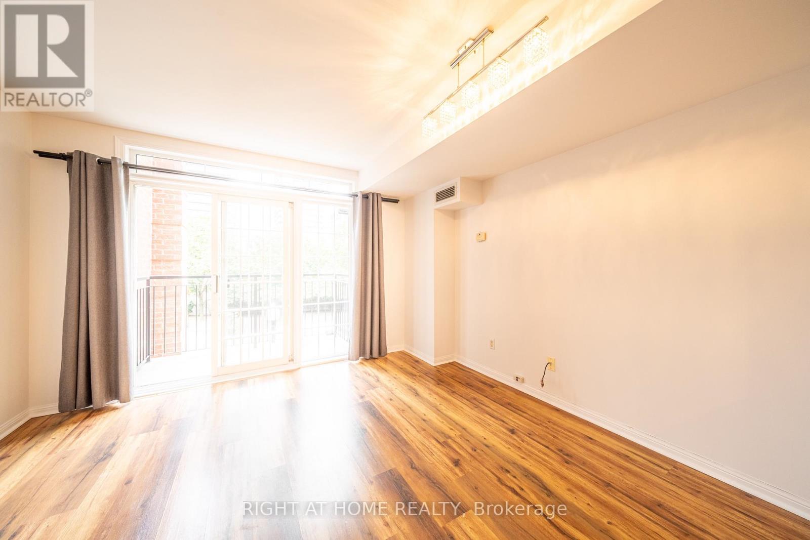 255 - 64 Douro Street, Toronto, Ontario  M6K 3N4 - Photo 2 - C13840110
