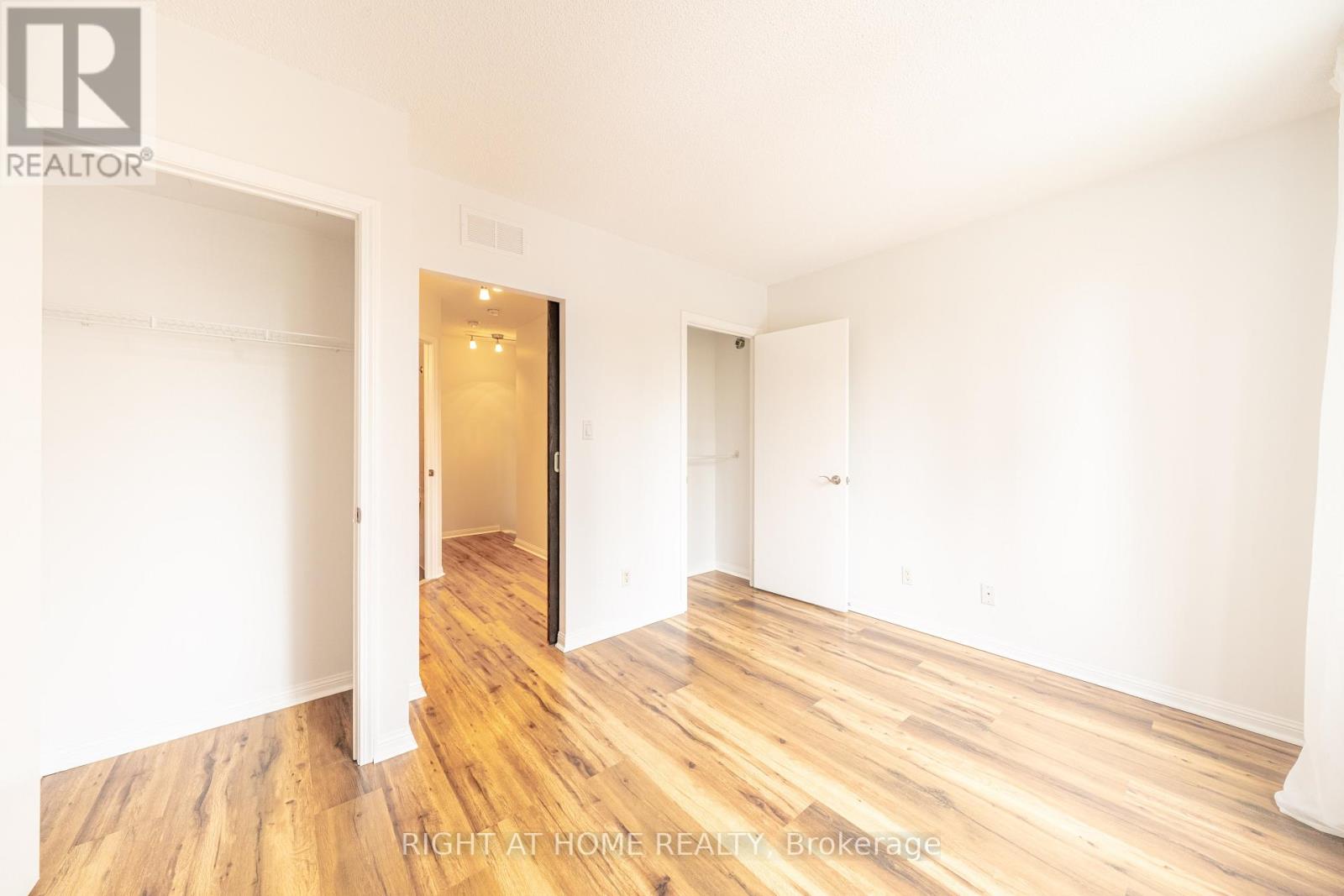 255 - 64 Douro Street, Toronto, Ontario  M6K 3N4 - Photo 17 - C13840110