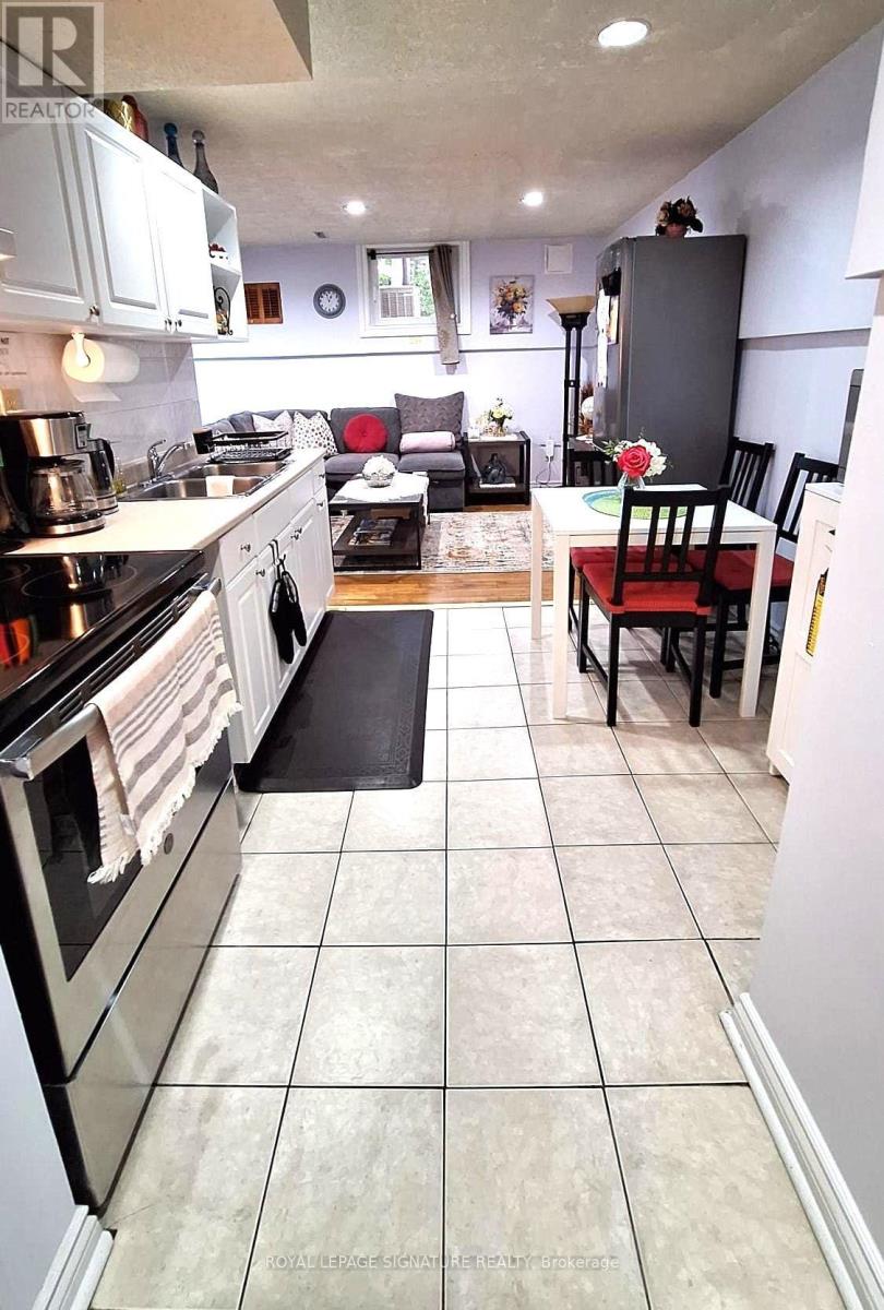 6 Blairville Street, Toronto, Ontario  M3H 5Y5 - Photo 3 - C13843402