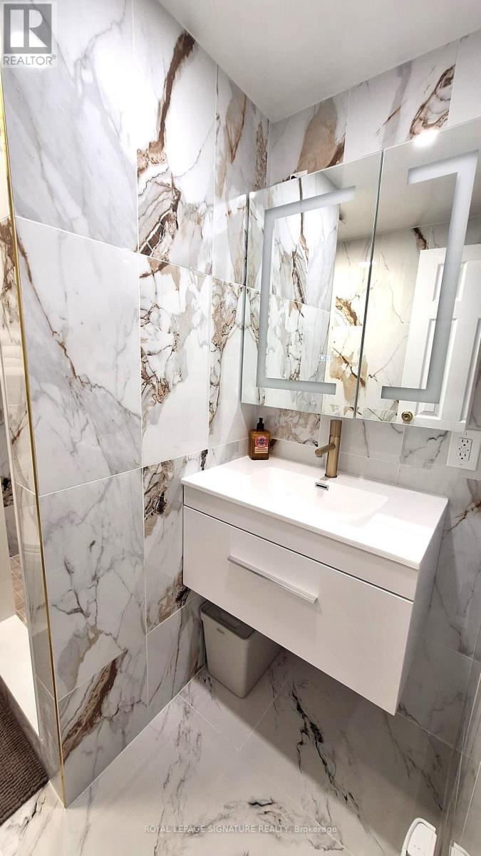 6 Blairville Street, Toronto, Ontario  M3H 5Y5 - Photo 6 - C13843402