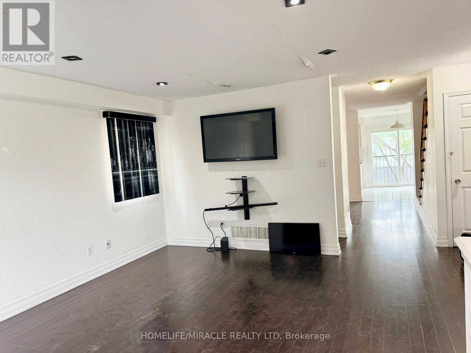 1 - 2800 Eglinton Avenue E, Toronto (Eglinton East), Ontario  M1J 2C8 - Photo 6 - E13723474
