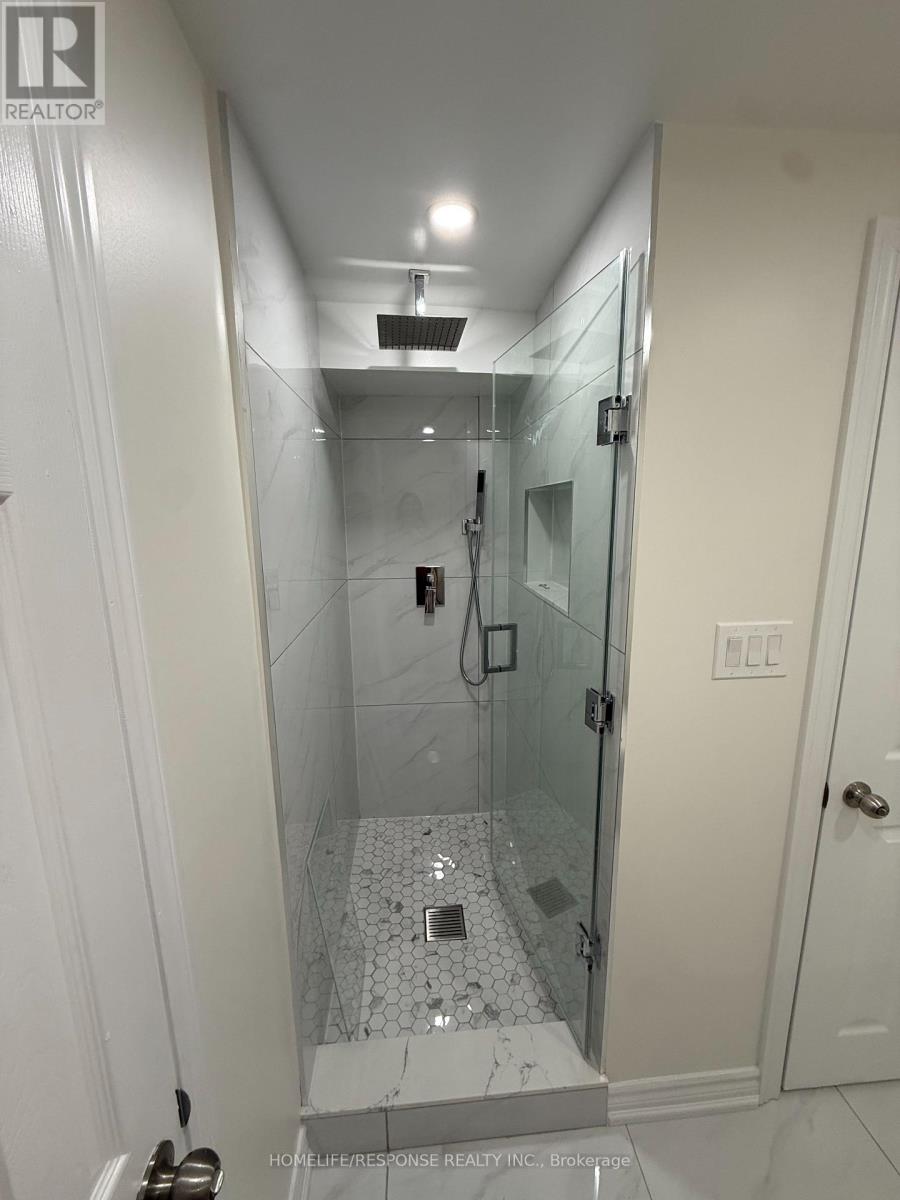 208 Lake Promenade, Toronto, Ontario  M8W 1A8 - Photo 11 - W13844794