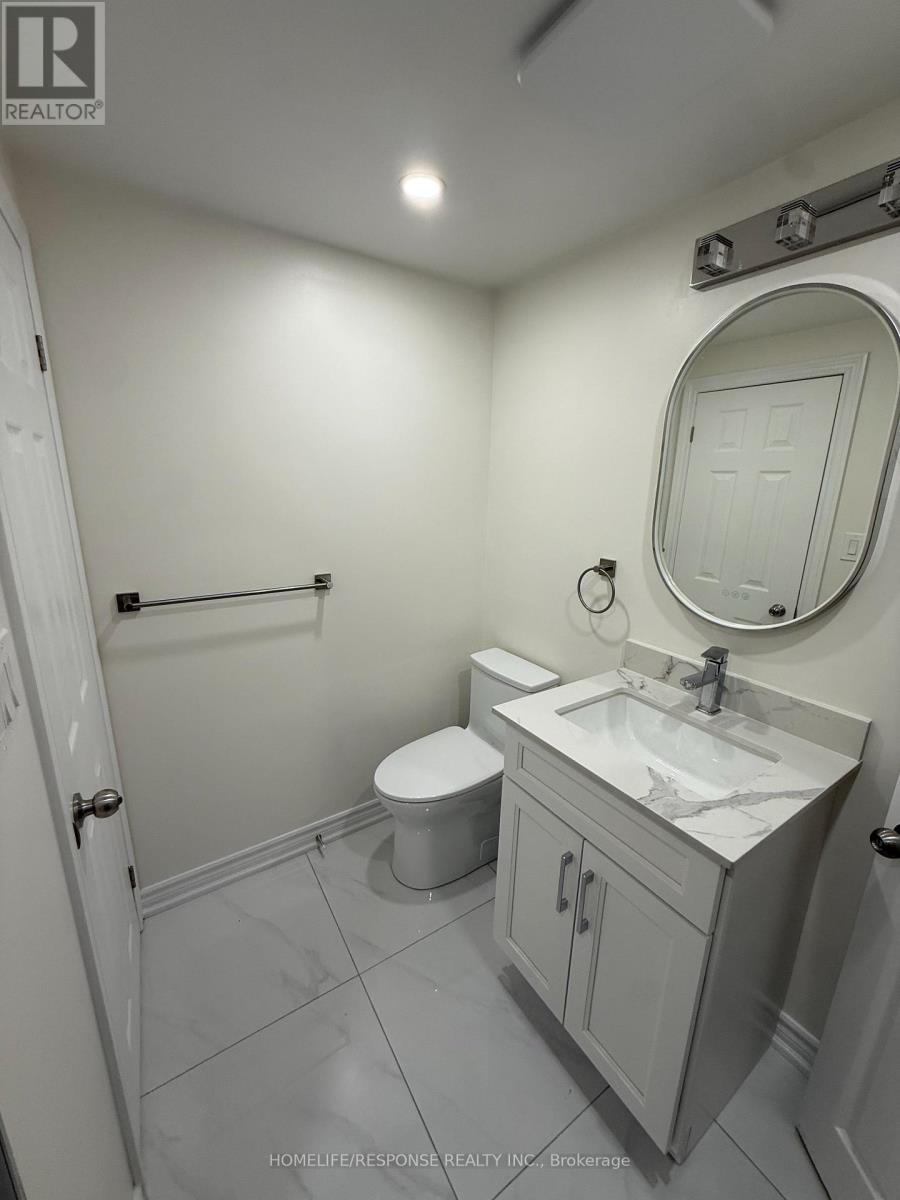 208 Lake Promenade, Toronto, Ontario  M8W 1A8 - Photo 13 - W13844794