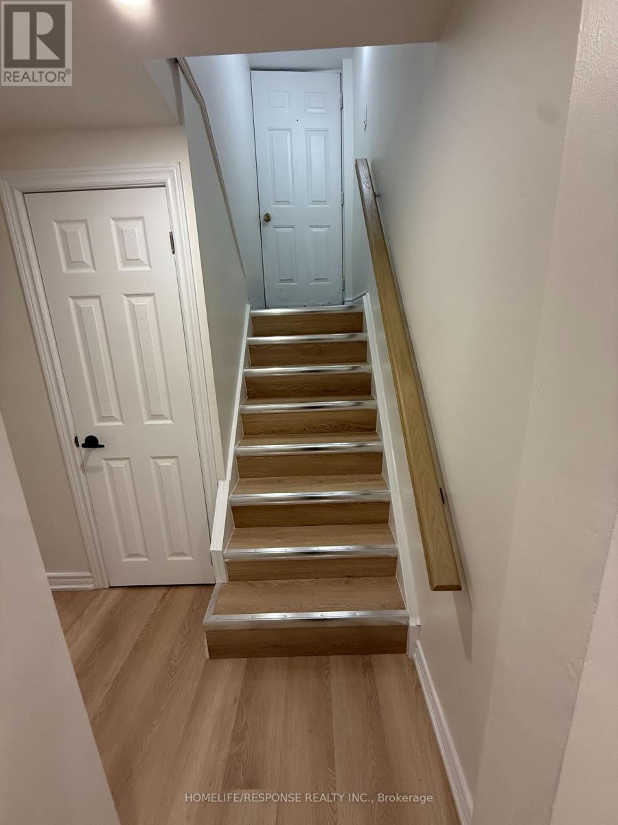 208 Lake Promenade, Toronto, Ontario  M8W 1A8 - Photo 2 - W13844794
