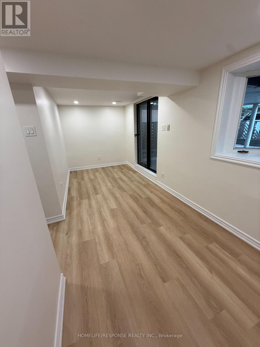 208 Lake Promenade, Toronto, Ontario  M8W 1A8 - Photo 7 - W13844794