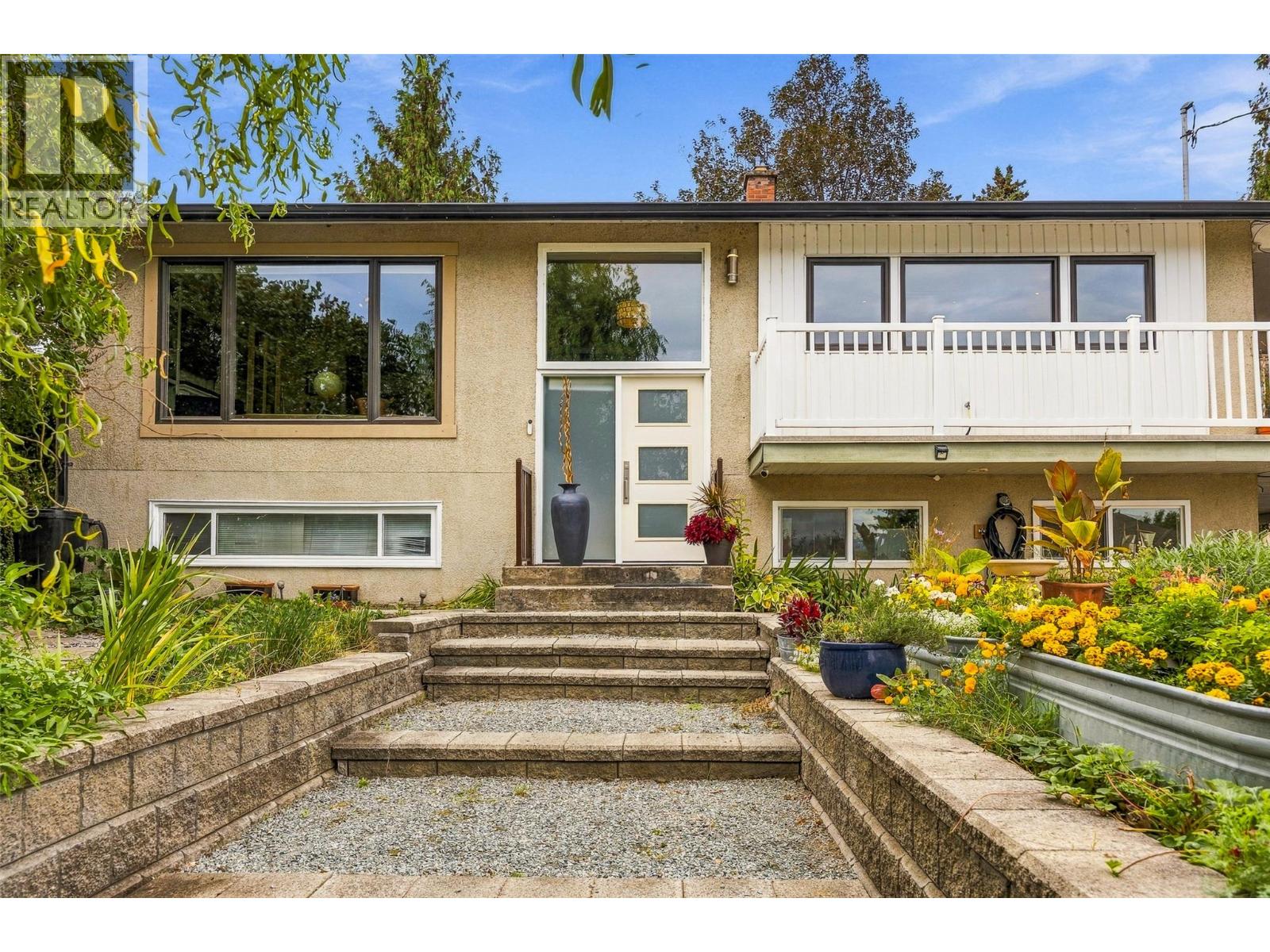 2350 Thacker Drive, West Kelowna, British Columbia  V1Z 1V8 - Photo 3 - 10401263