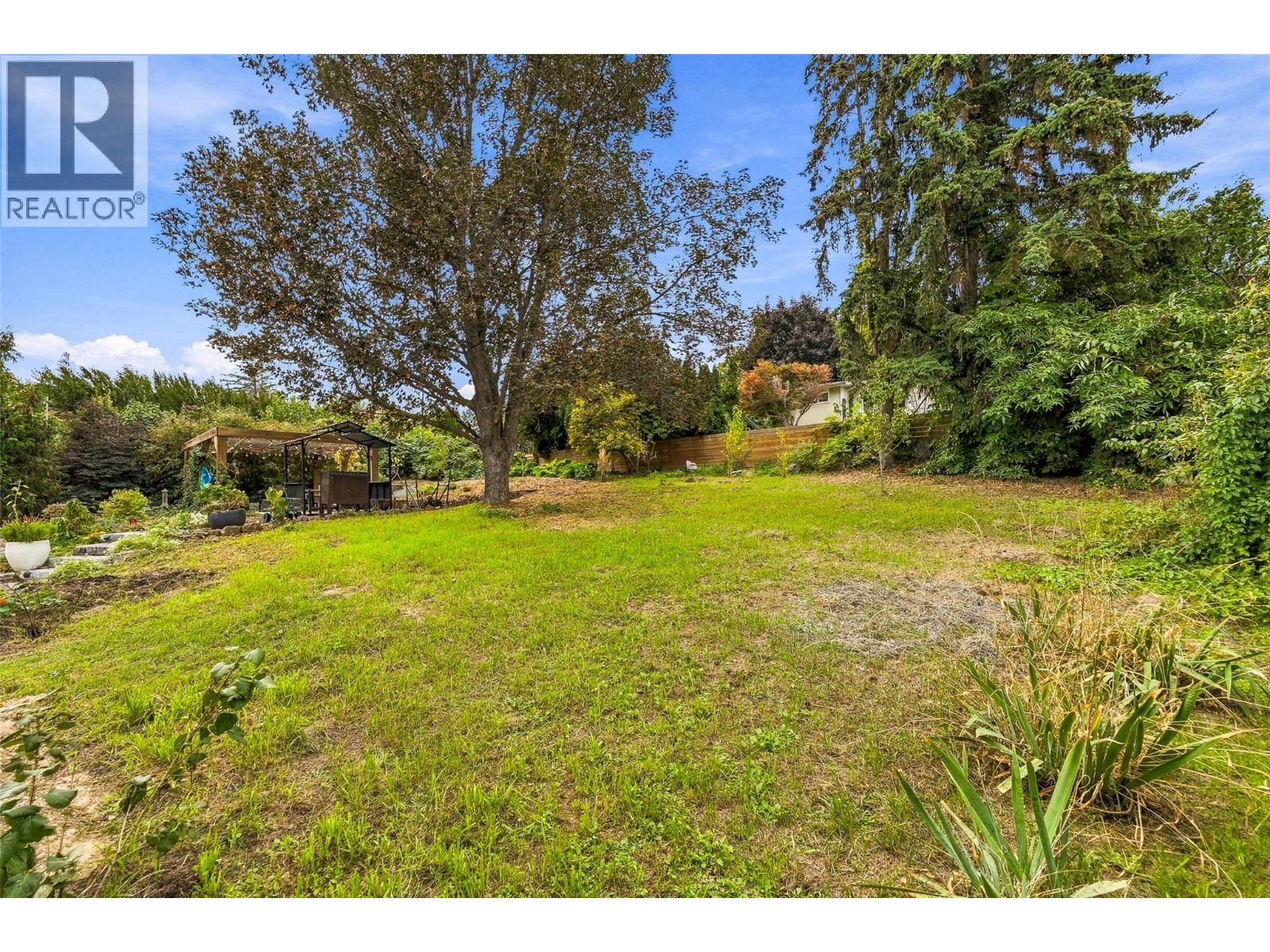 2350 Thacker Drive, West Kelowna, British Columbia  V1Z 1V8 - Photo 39 - 10401263