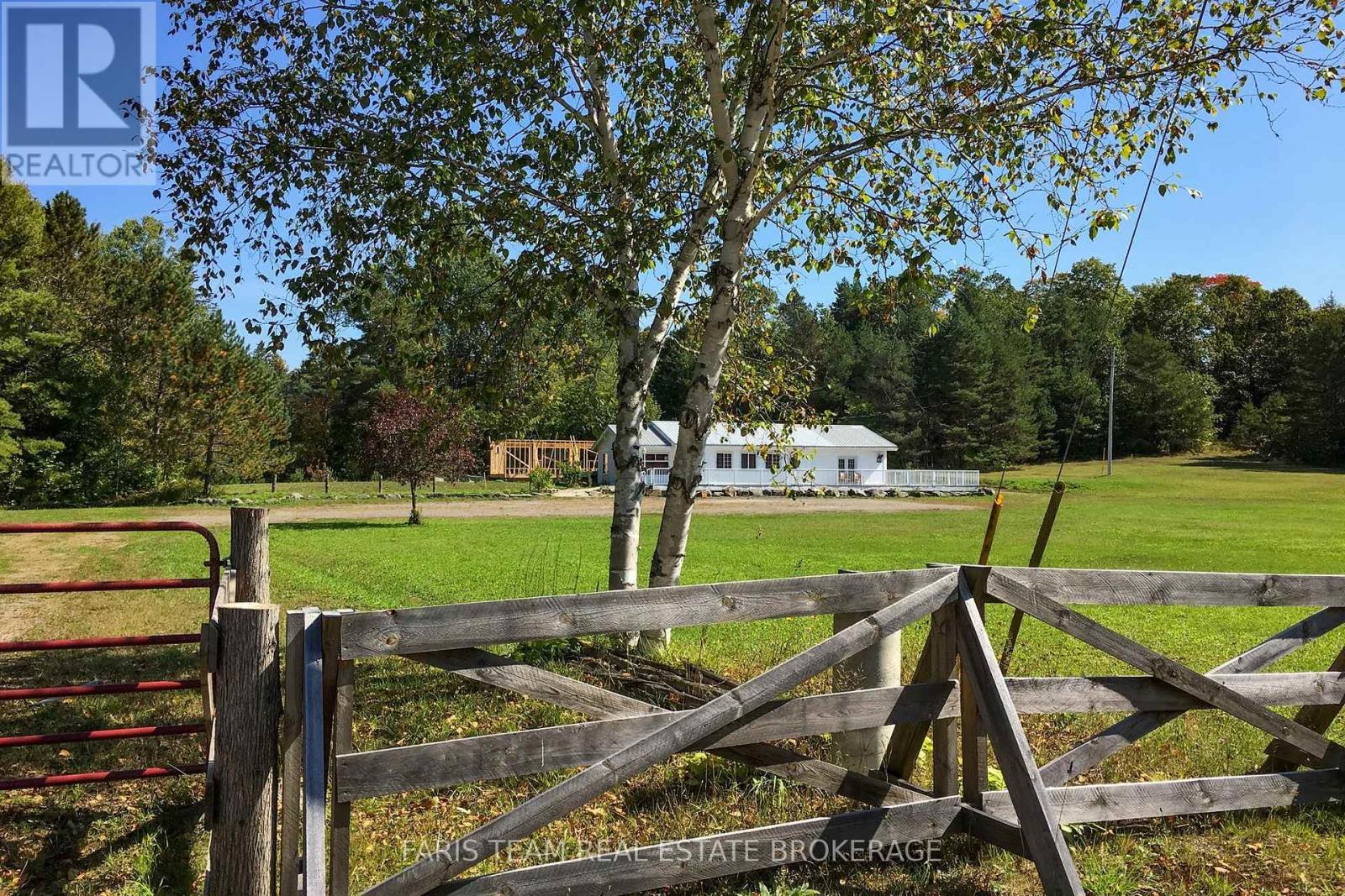 2180-2186 Hwy. 141, Muskoka Lakes, Ontario  P0B 1L0 - Photo 36 - X13740424