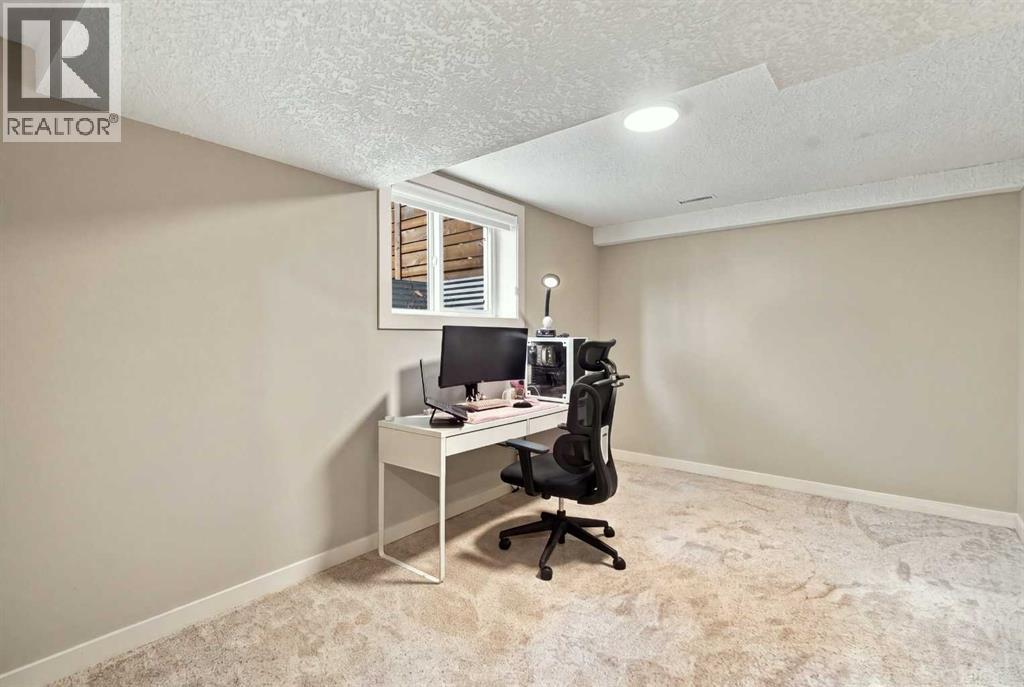 1161 Hunterston Hill NW, Calgary, Alberta  T2K 4P1 - Photo 31 - A2346992