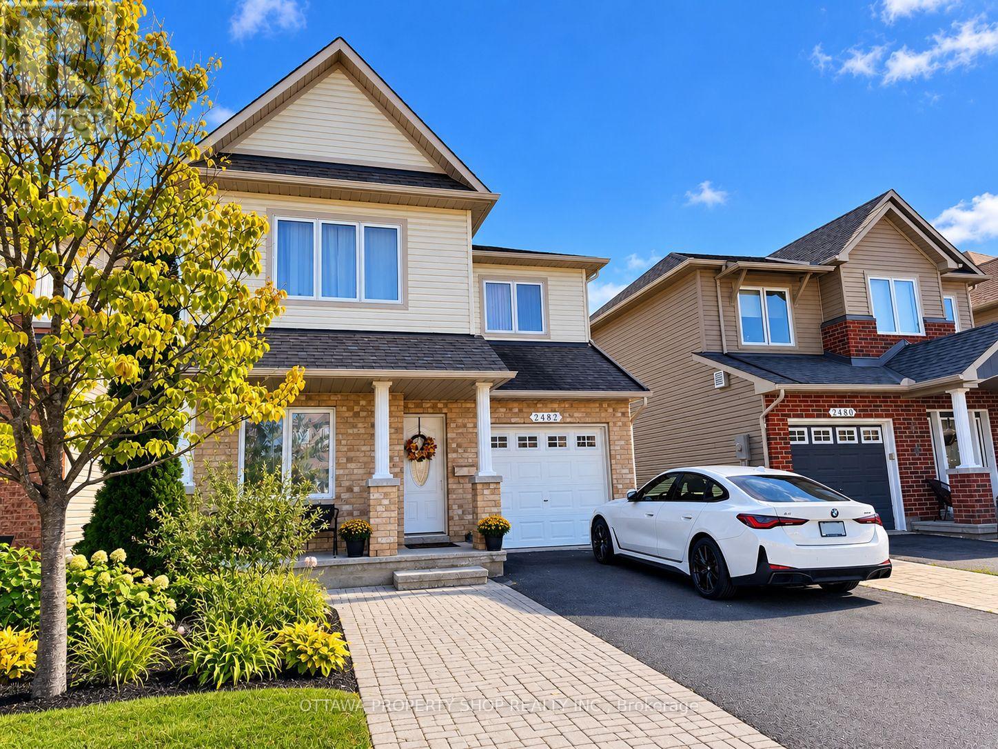 2482 ESPRIT DRIVE, Ottawa, Ontario