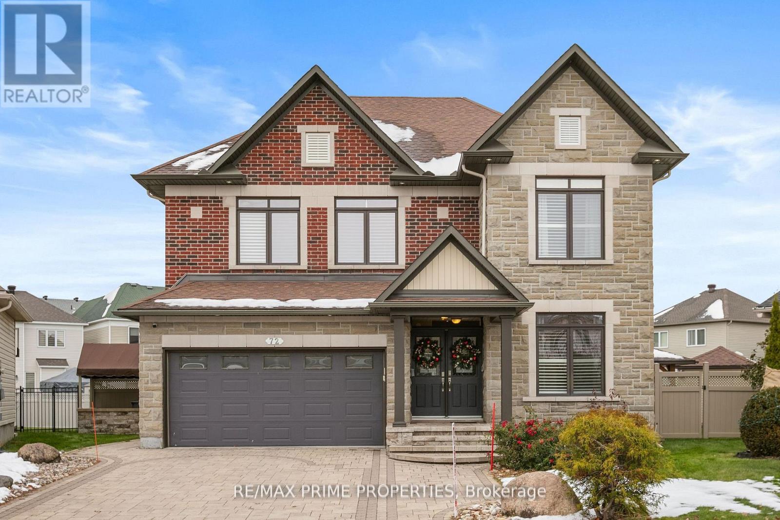 72 BRANTHAVEN STREET, Ottawa, Ontario