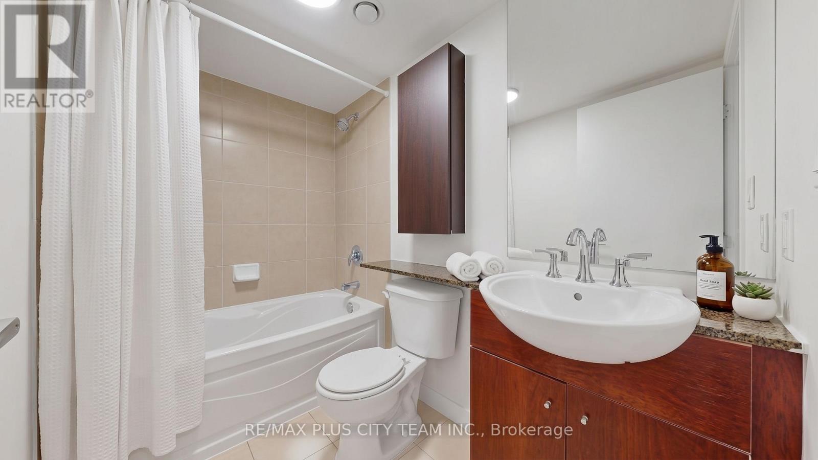 3011 - 381 Front Street W, Toronto, Ontario  M5V 3R8 - Photo 8 - C13746772