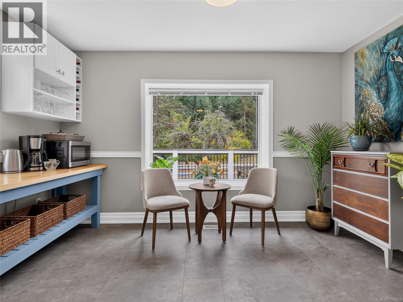 5209 Old West Saanich Rd