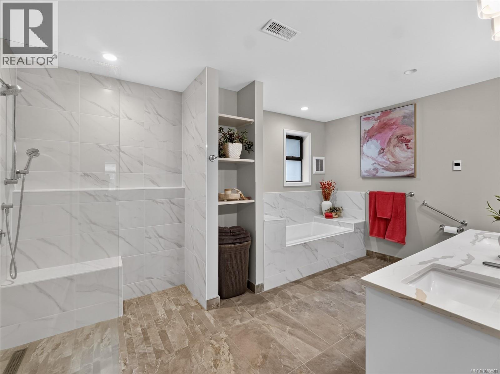 5209 Old West Saanich Rd