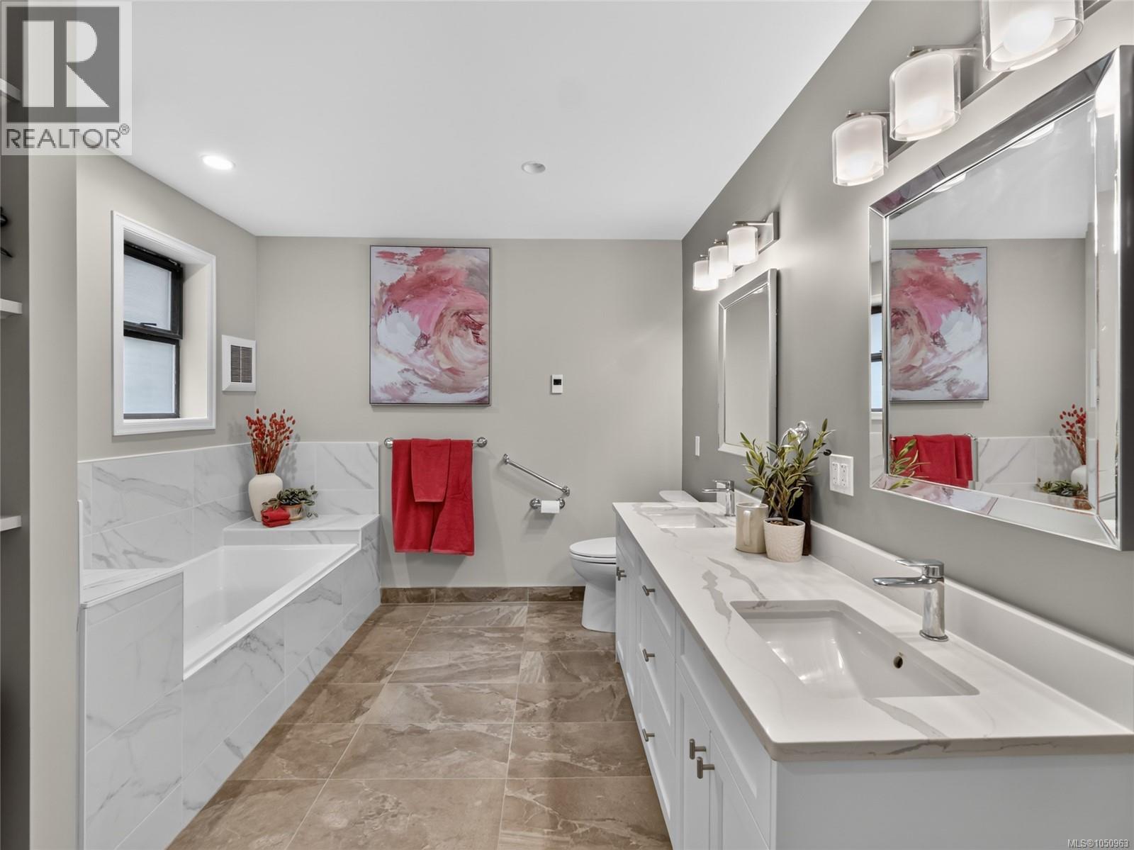 5209 Old West Saanich Rd