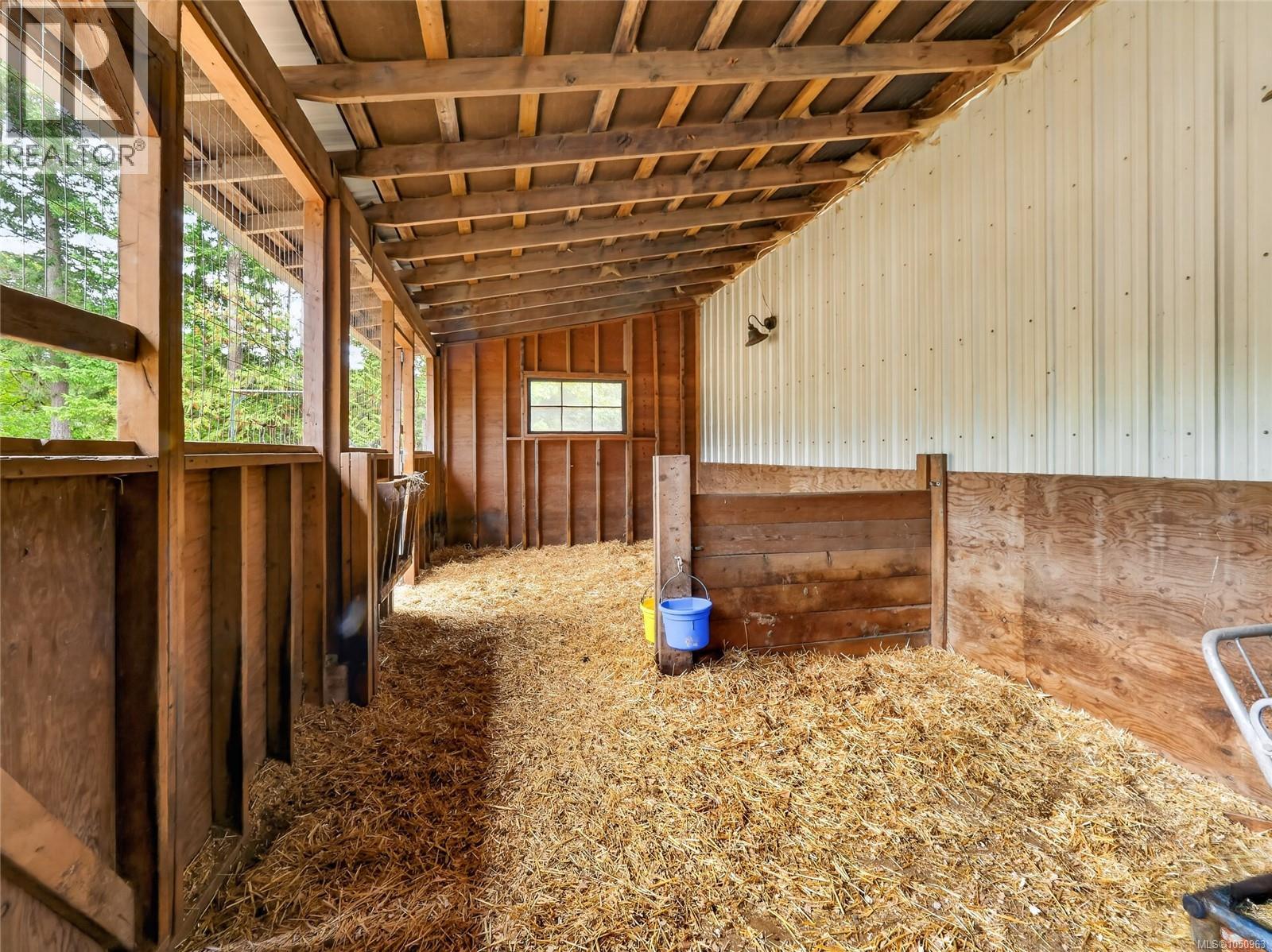 5209 Old West Saanich Rd