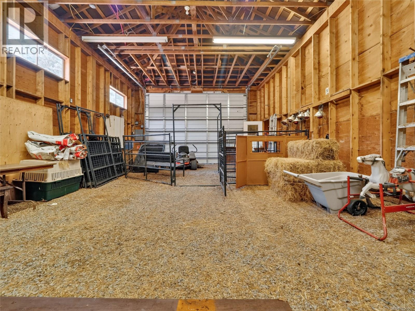 5209 Old West Saanich Rd