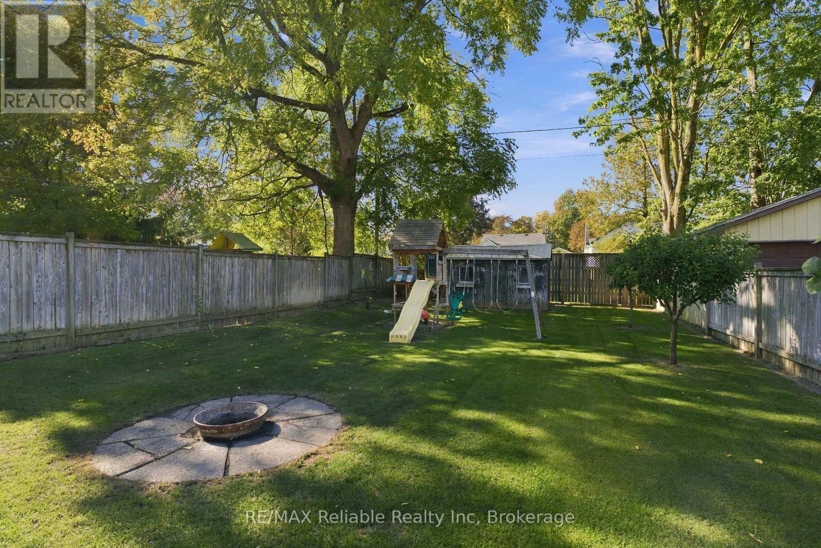 49 Main Street N, Huron East, Ontario N0K 1W0 - Photo 26 - X13844954