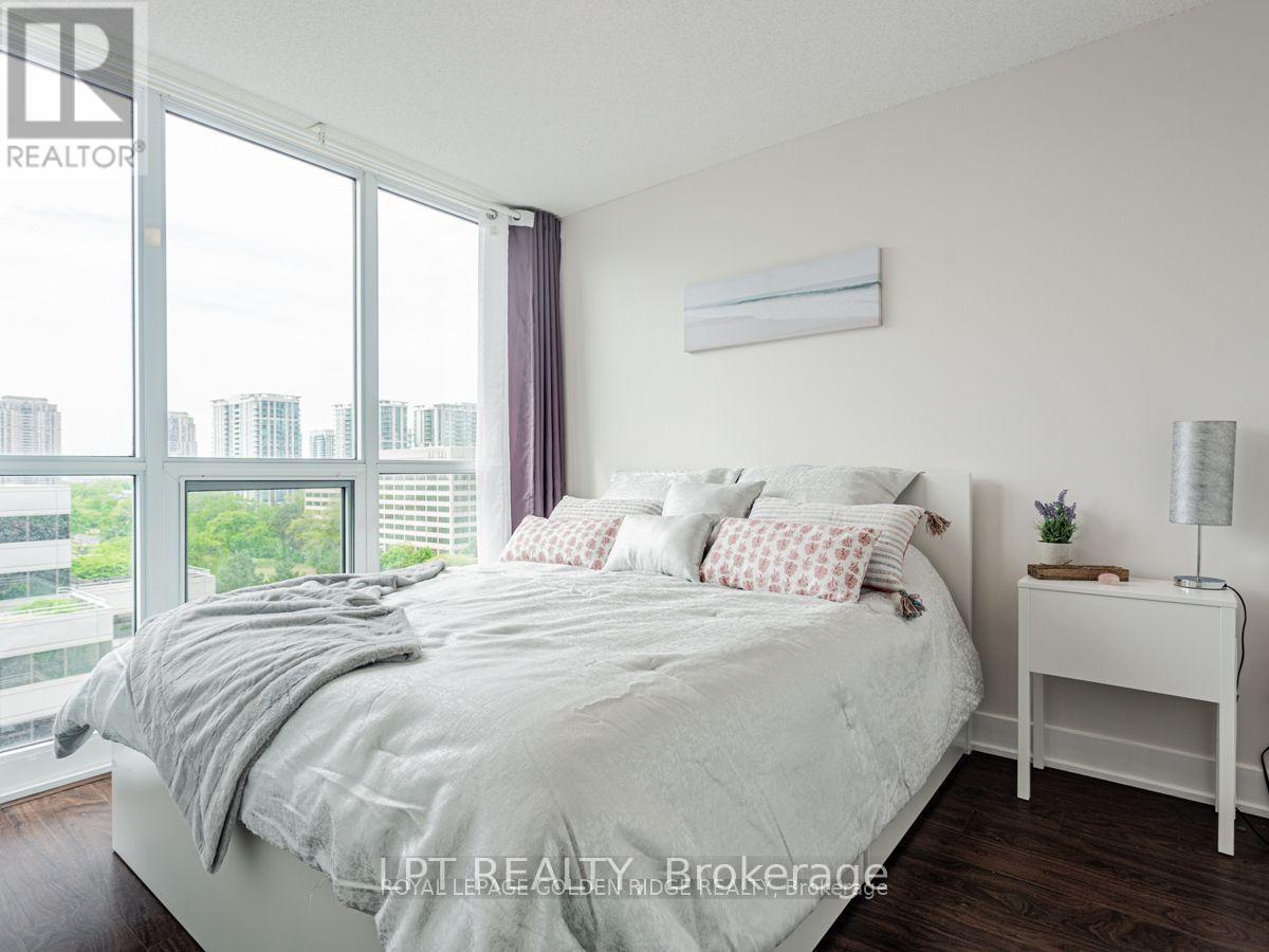 1004 - 88 Sheppard Avenue E, Toronto, Ontario  M2N 6Y2 - Photo 12 - C13845006