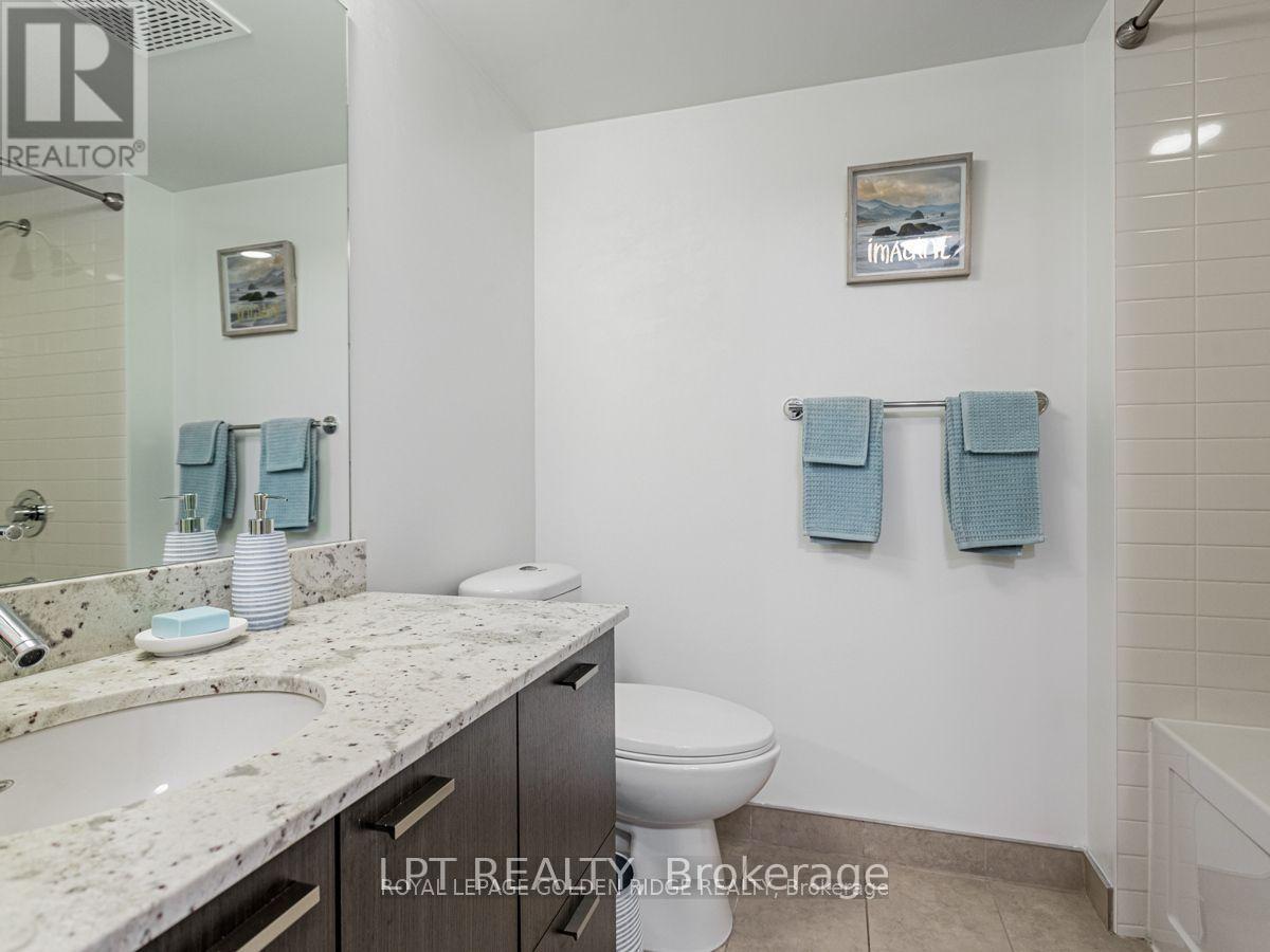 1004 - 88 Sheppard Avenue E, Toronto, Ontario  M2N 6Y2 - Photo 14 - C13845006
