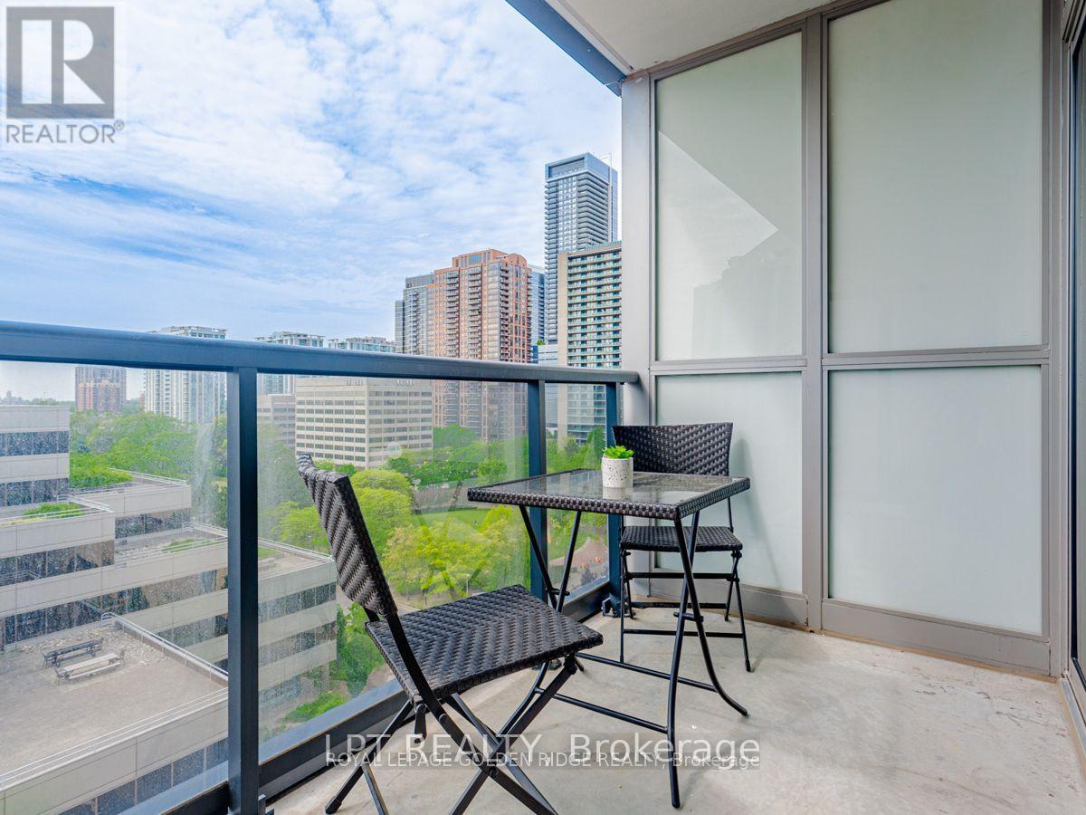 1004 - 88 Sheppard Avenue E, Toronto, Ontario  M2N 6Y2 - Photo 15 - C13845006
