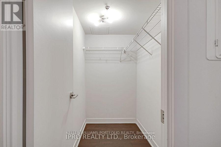 420 - 21 Nelson Street, Toronto, Ontario  M5V 1T8 - Photo 18 - C13845052