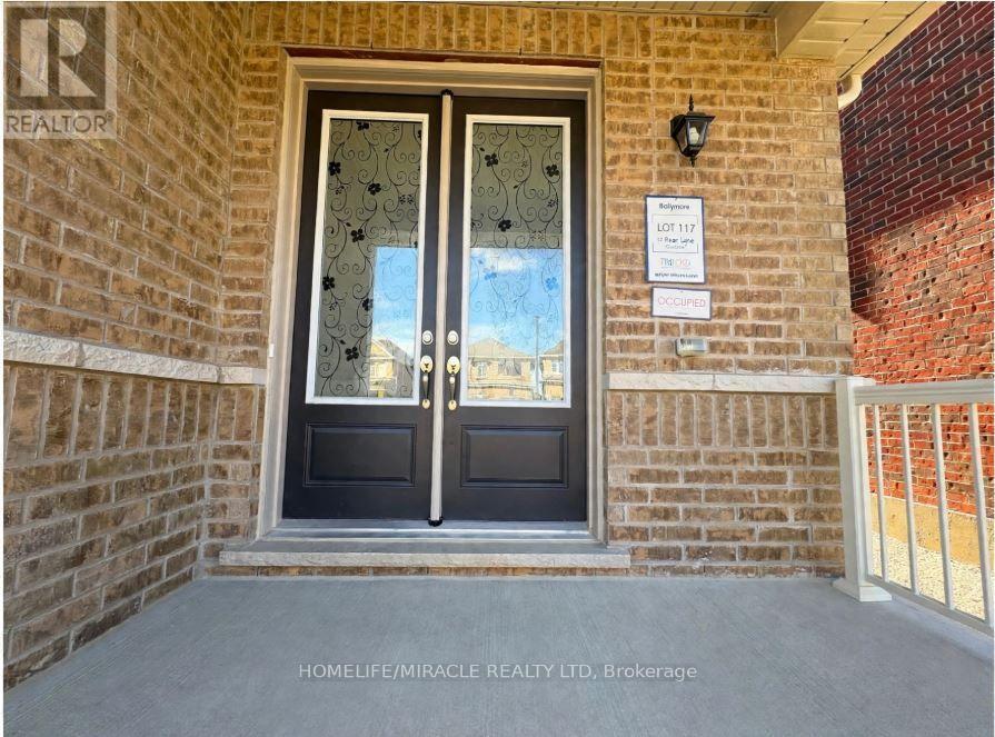 16 Sam Battaglia Crescent, Georgina, Ontario  L0E 1R0 - Photo 2 - N13845066