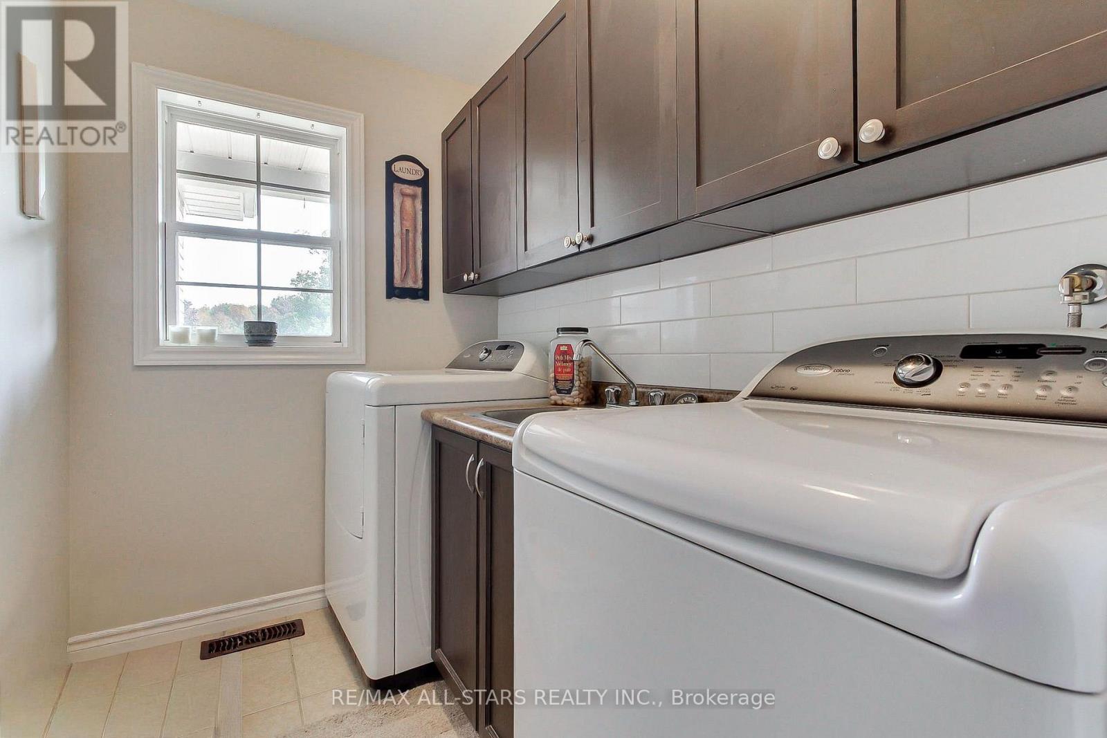 4020 Margaret Orr Boulevard, Ramara, Ontario  L3V 6H6 - Photo 32 - S13844936