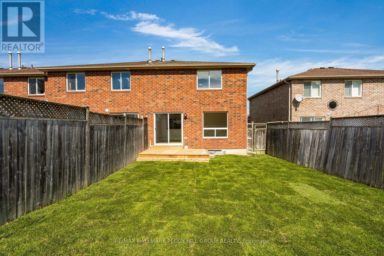 255 Dunsmore Lane, Barrie, Ontario L4M 7A4 - Photo 15 - S13844966